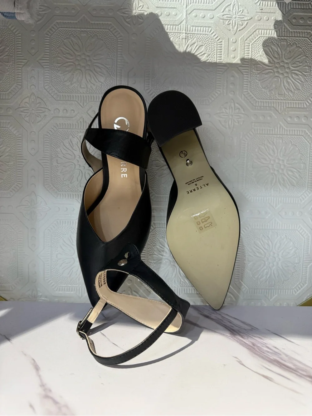 Alterre Faire - Customizable Black V Mule + Removable Elsie Strap